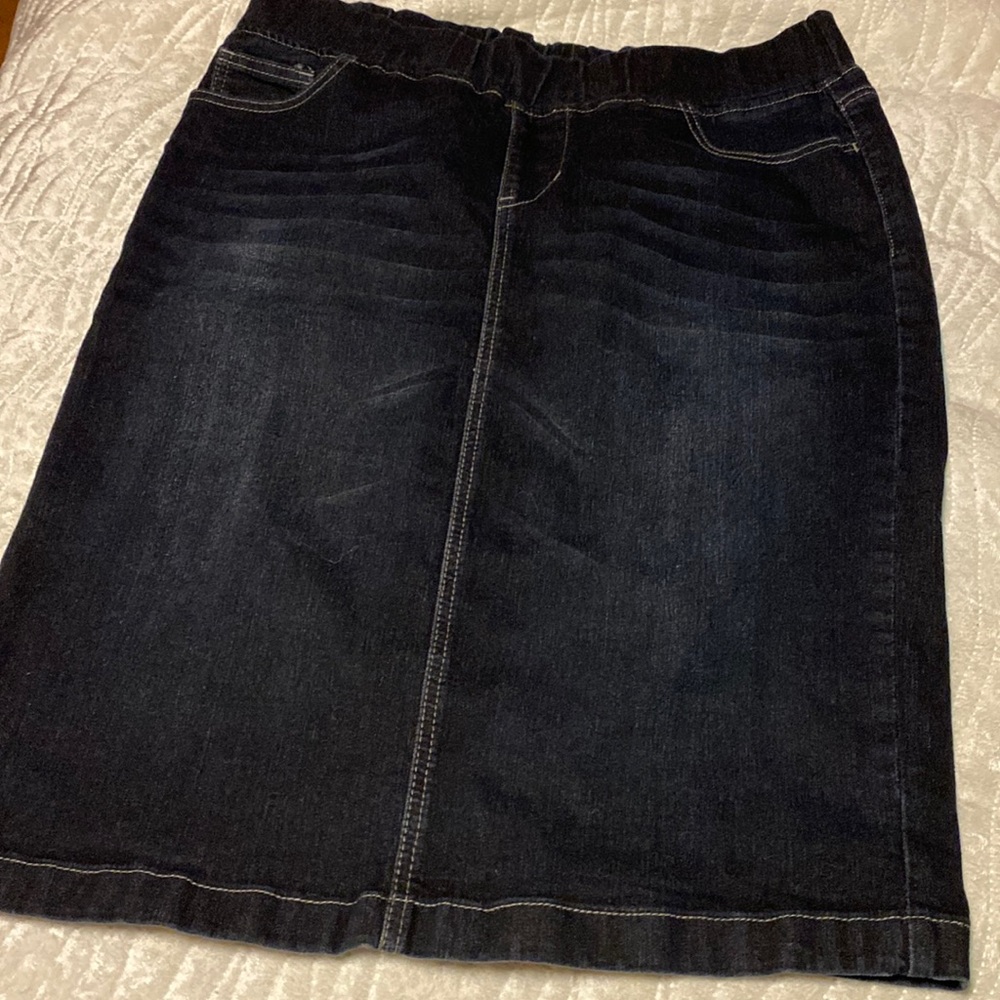 Denim pencil skirt